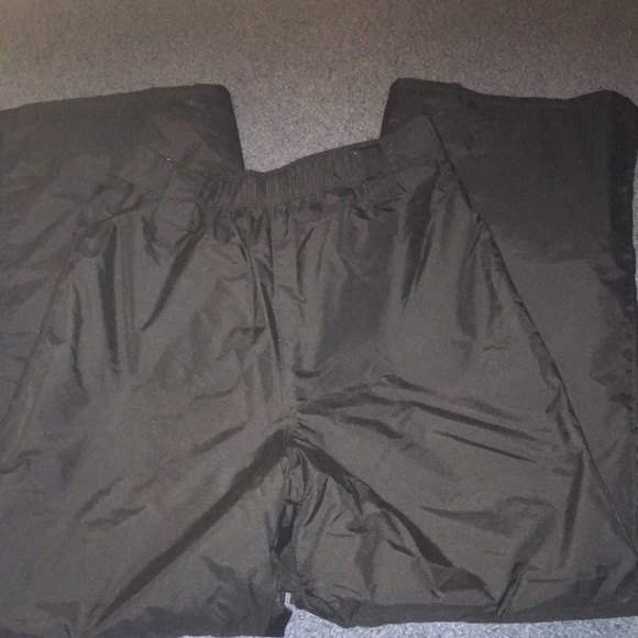 Columbia snowpants - Picture 2 of 4